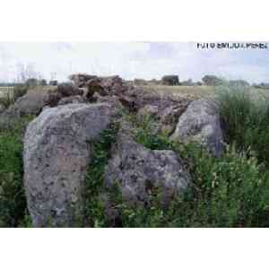 Click para ampliar. Pulsa en el nombre para ver la ficha. Badajoz - Dolmen El Revellado II